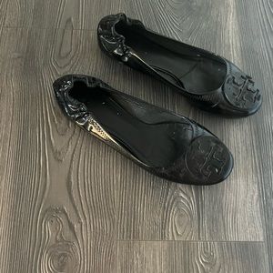 Tory Burch - Black Flats - 9